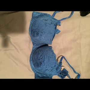 VS blue push up bra brand new w/o tags